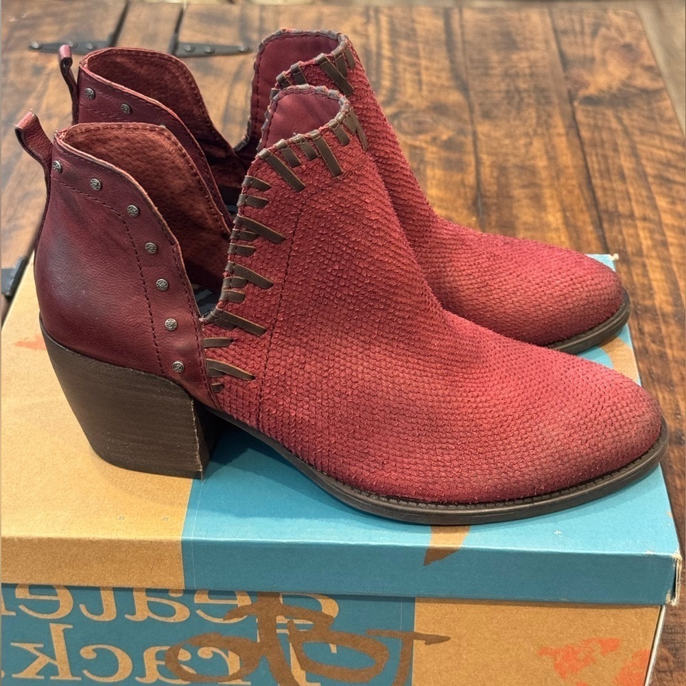 OTBT Santa Fe Ankle Boot (NWOT)